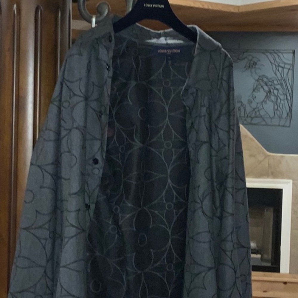 Men’s Louis Vuitton cashmere/wool dress shirt